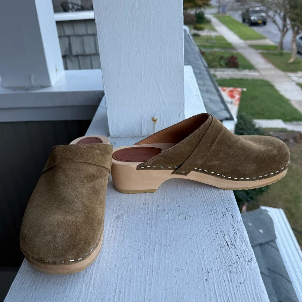 Swedish Hasbeens Husband Clog in Tobacco Suede NWOT - Picture 4 of 7